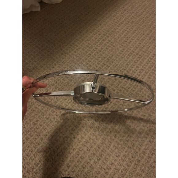 Vintage Studebaker chrome OEM horn ring 1951-1954 in perfect condition, no pits - Picture 3 of 7